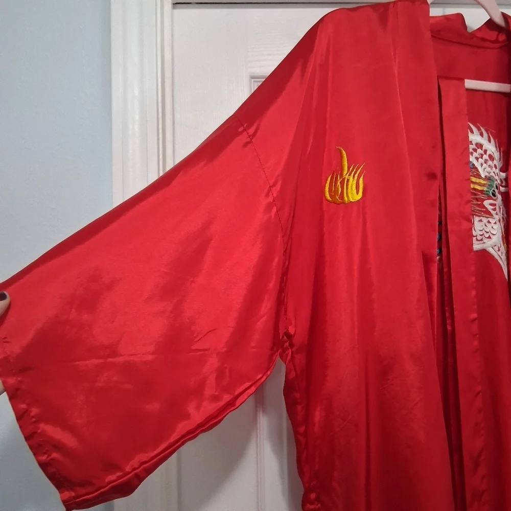 Vintage Red Dragon Kimono Robe Embroidery And Waist Tie